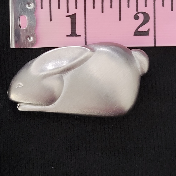 Estate Vintage LC Signed Brooches/Pins - Picture 8 of 8